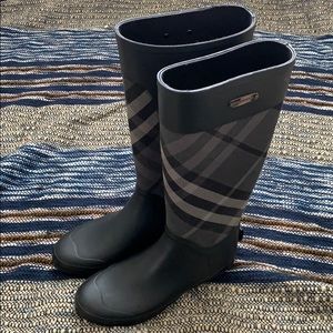 Burberry Boots